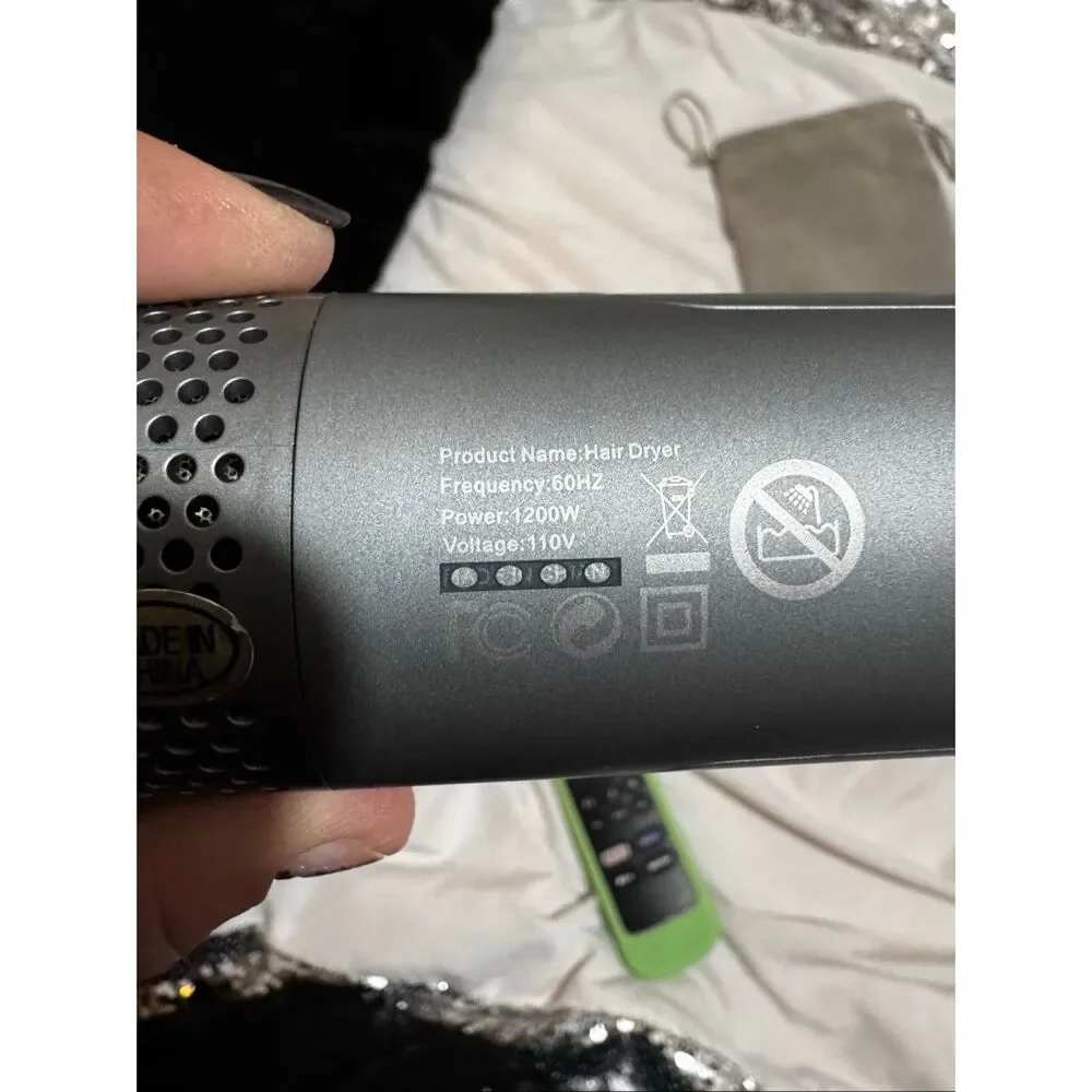 Deerma high speed wand smart tech blow hair dryer/styler w/ magnetic fragrance